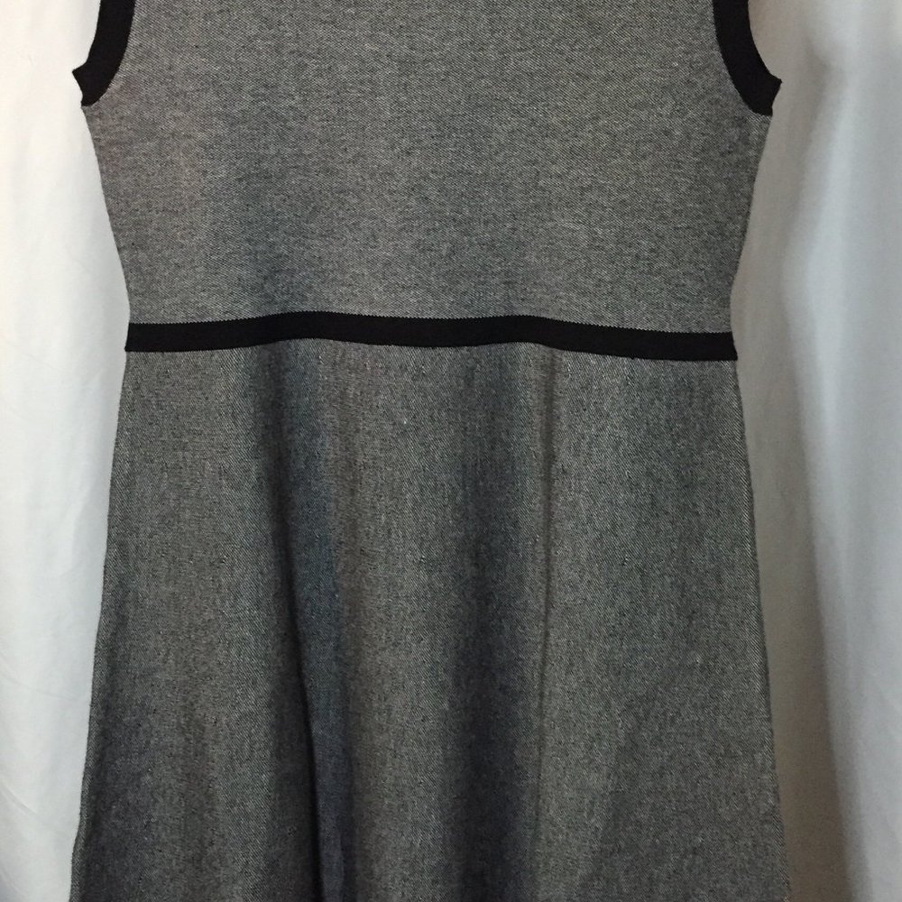 TTAHARI Classic Grey & Black Knit Dress Size L